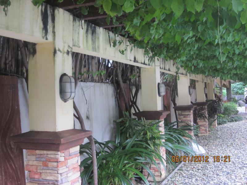 La Solana Suites And Resorts By Cocotel Puerto Galera Ngoại thất bức ảnh